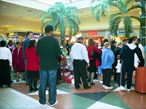Greater Works Choir at Concord Mall - 21