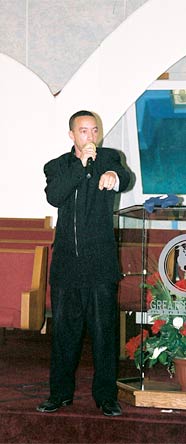 Ernie Stevens visits Greater Works Ministries for Pentecost 2007 - 3-12