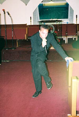 Ernie Stevens visits Greater Works Ministries for Pentecost 2007 - 24
