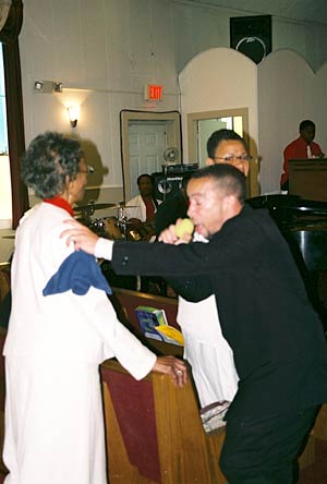 Ernie Stevens visits Greater Works Ministries for Pentecost 2007 - 4-4